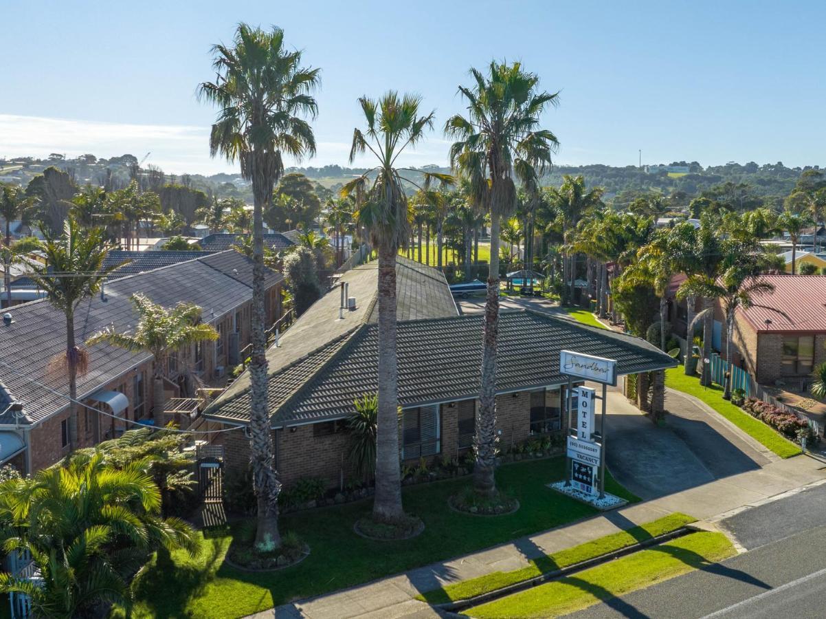 Sandbar Motel 4*