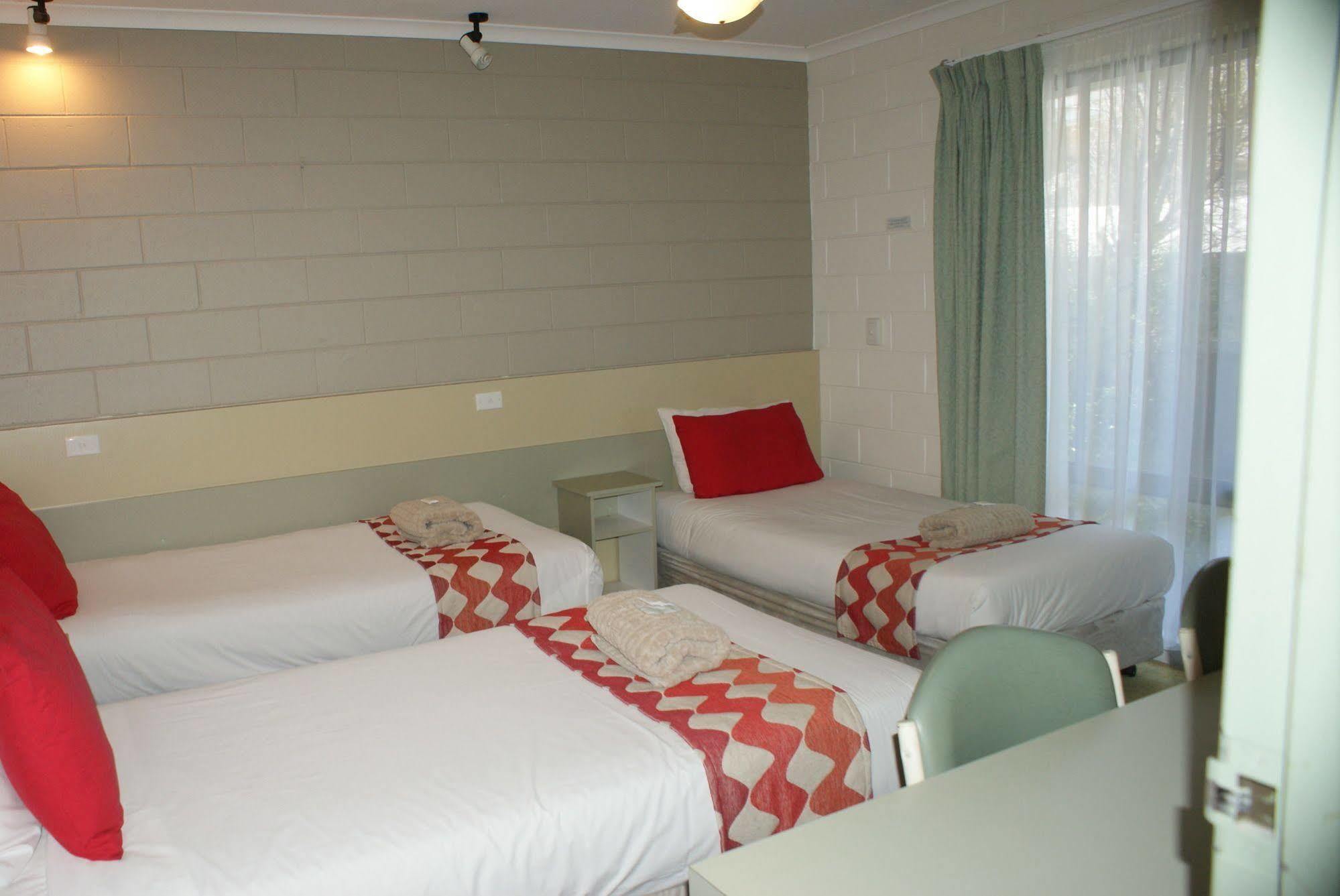 Motel Sandbar